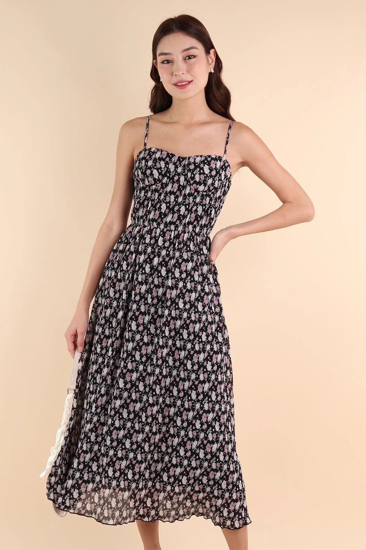 AMARIS PLEATED FLORAL MAXI IN BLACK