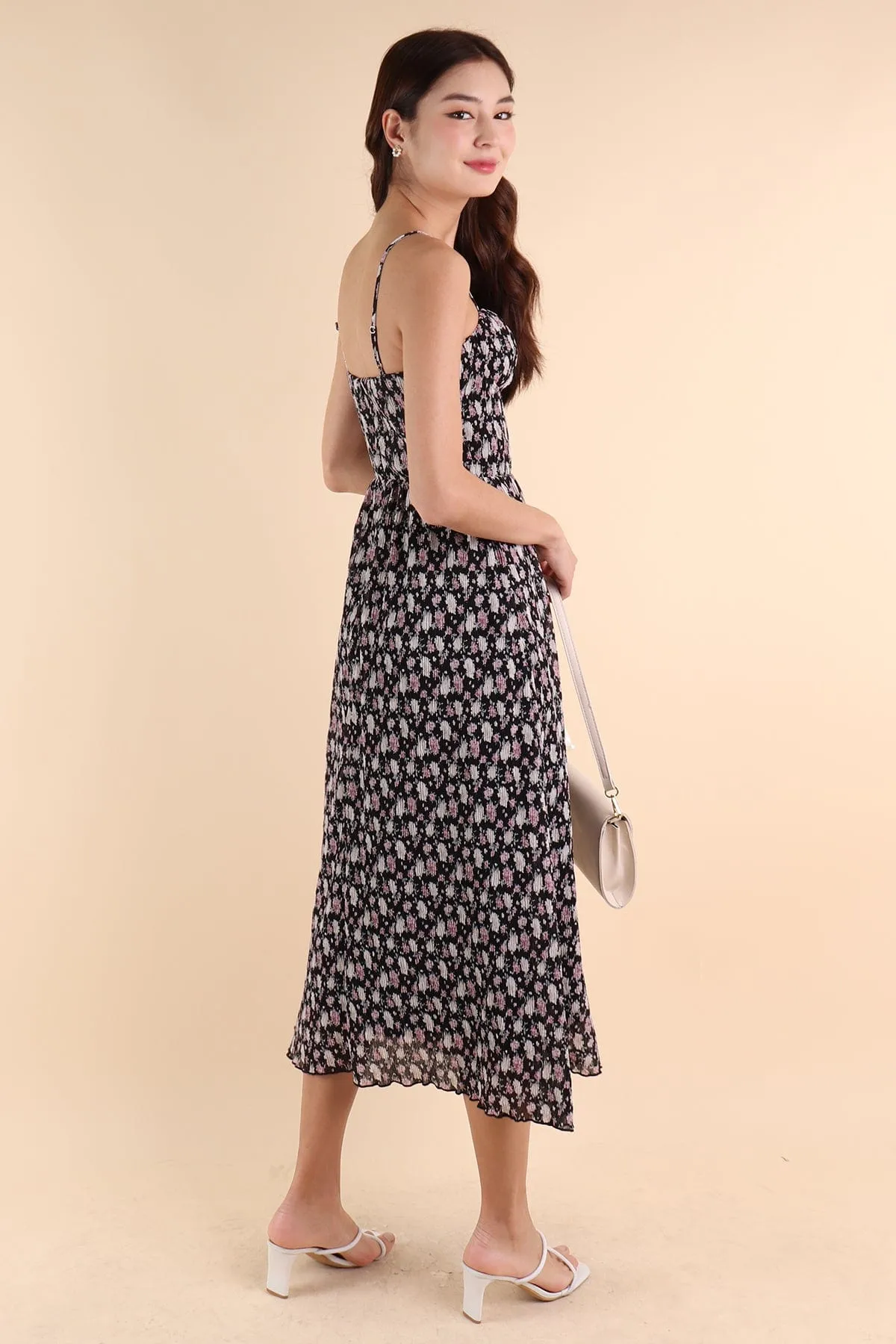 AMARIS PLEATED FLORAL MAXI IN BLACK