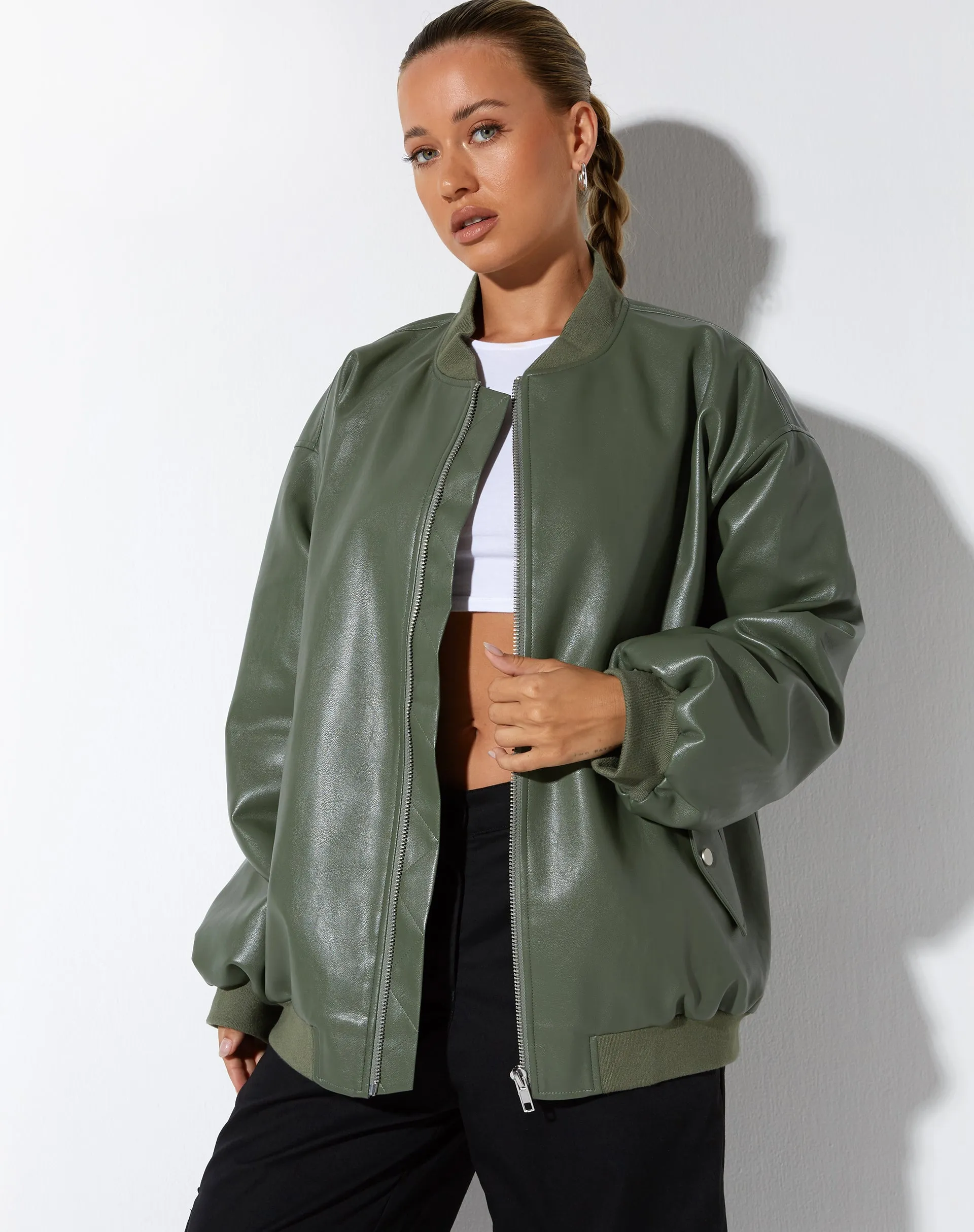 Benta Jacket in PU Olive