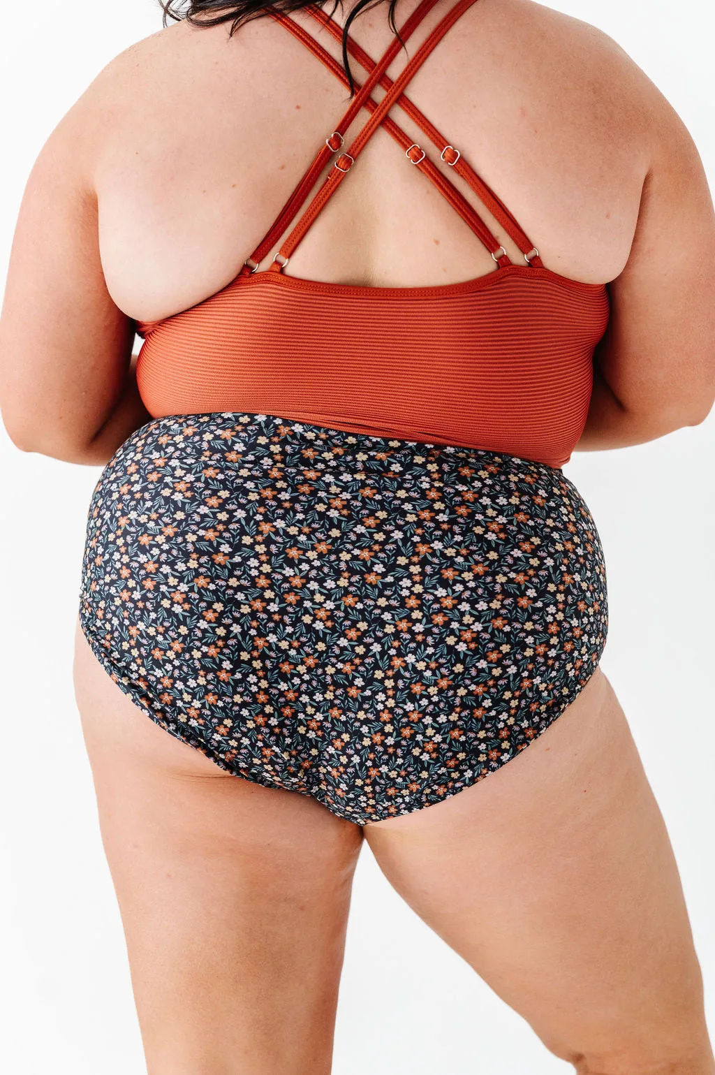 Boardwalk High Waisted Bottoms in Ditsy Daisy