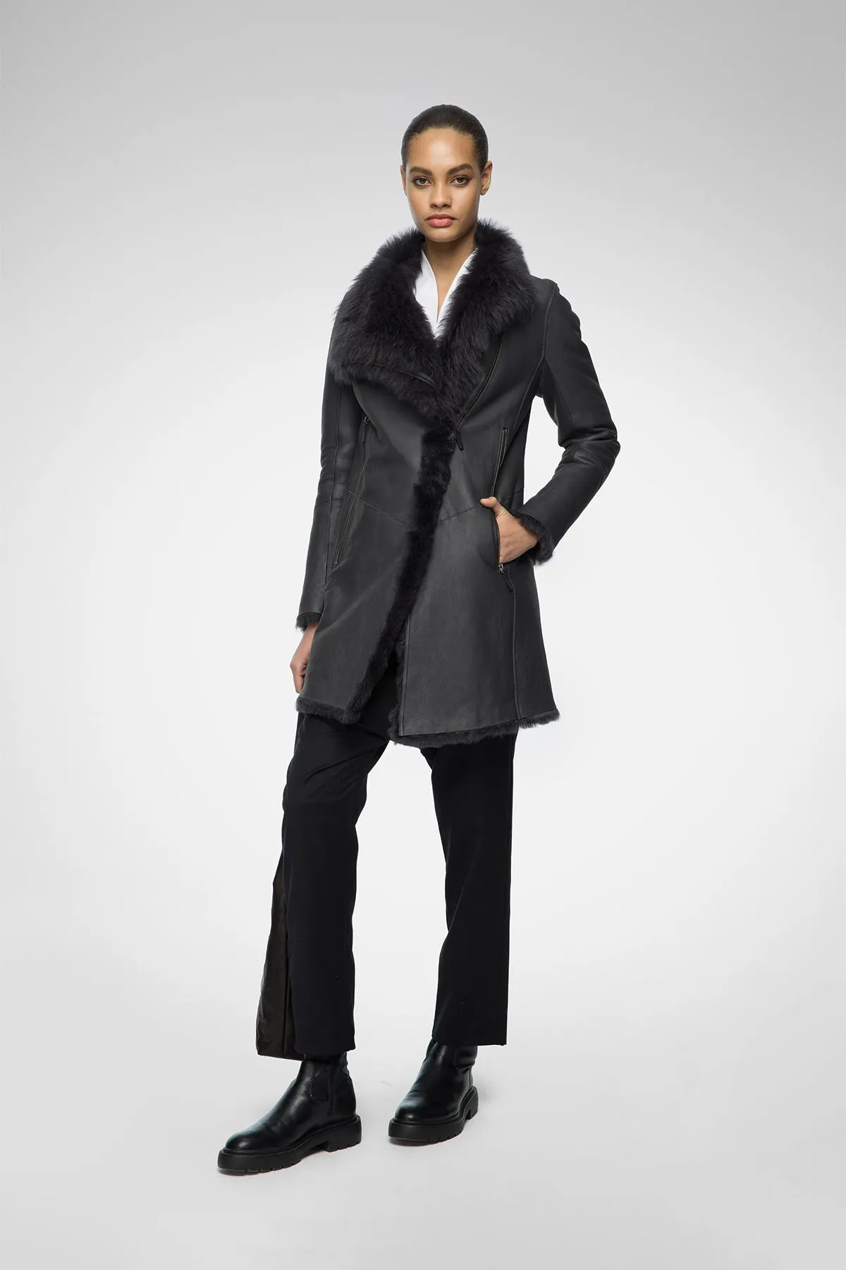 Elena - Anthracite Shearling Coat