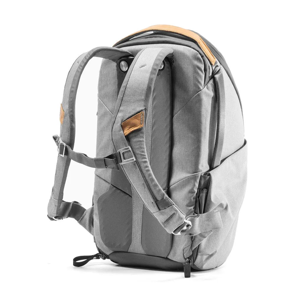 Everyday Backpack Zip v2