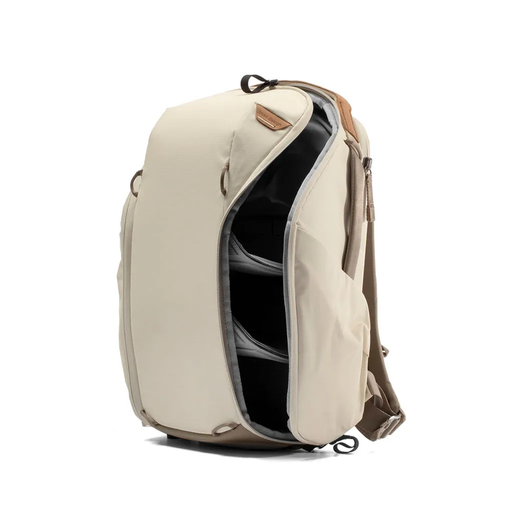 Everyday Backpack Zip v2