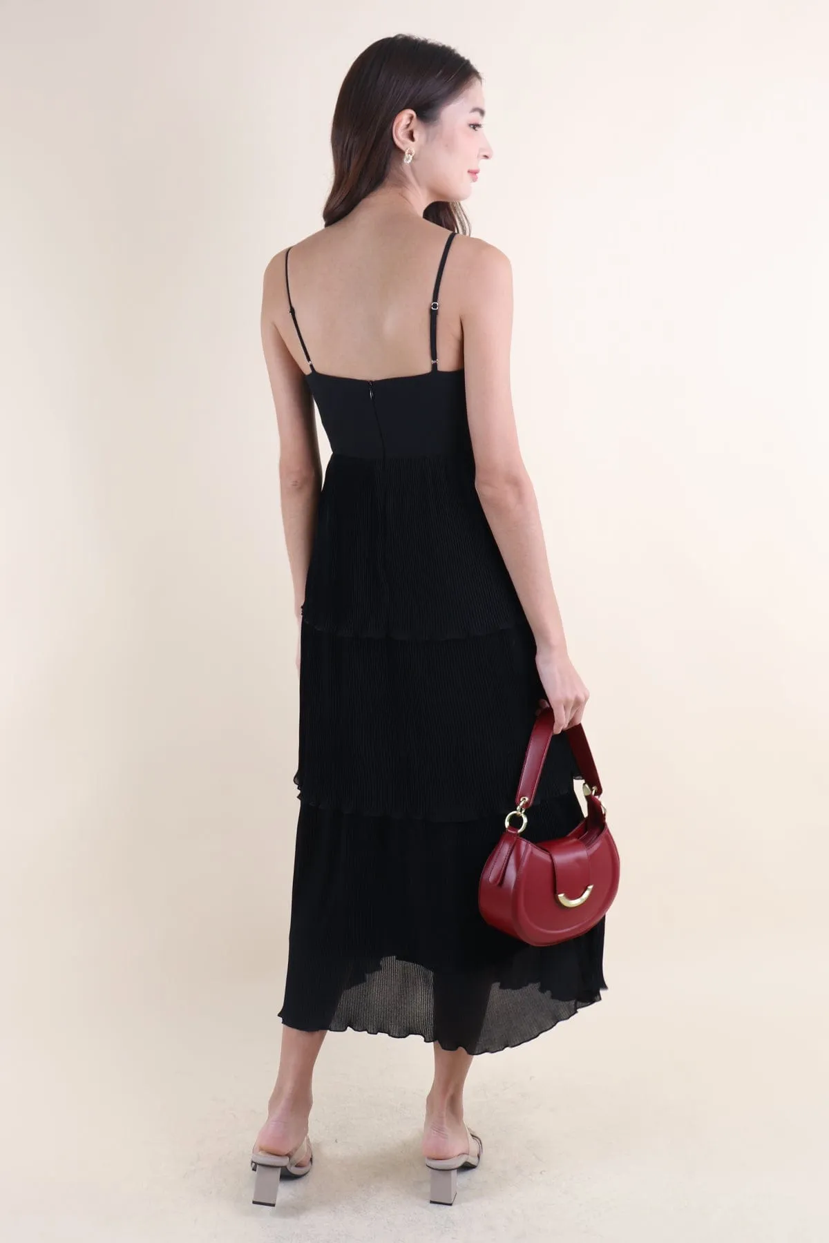 GIANNA PLEATED MAXI IN BLACK