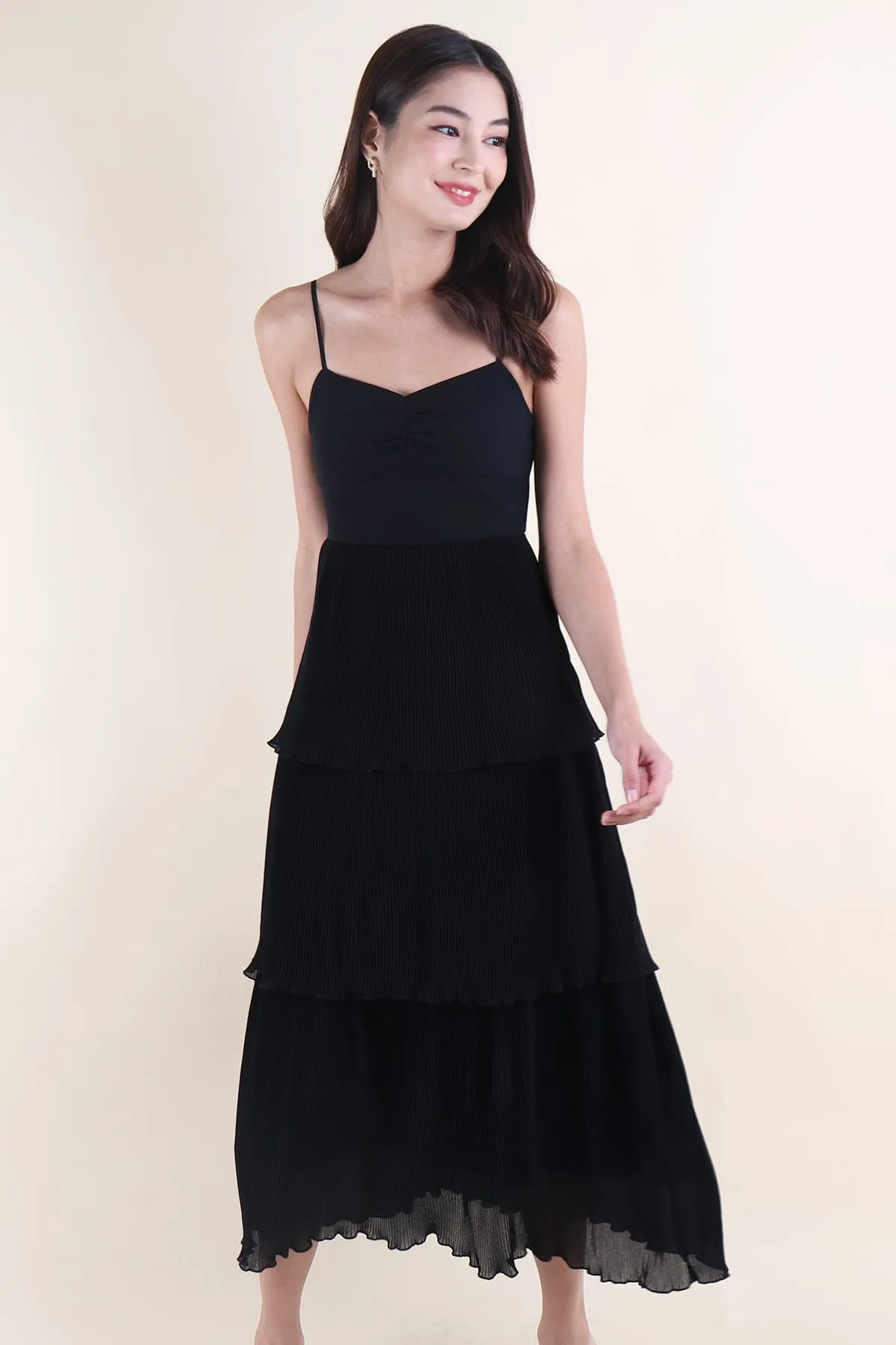 GIANNA PLEATED MAXI IN BLACK