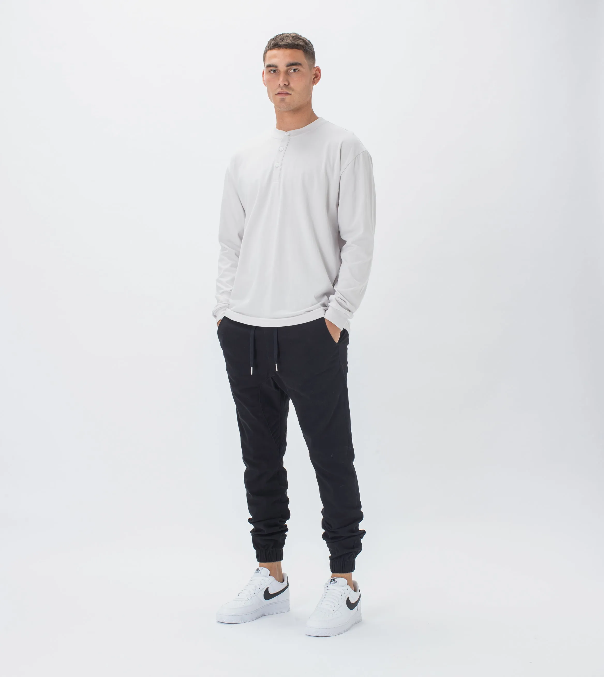 Henley LS Tee Frost