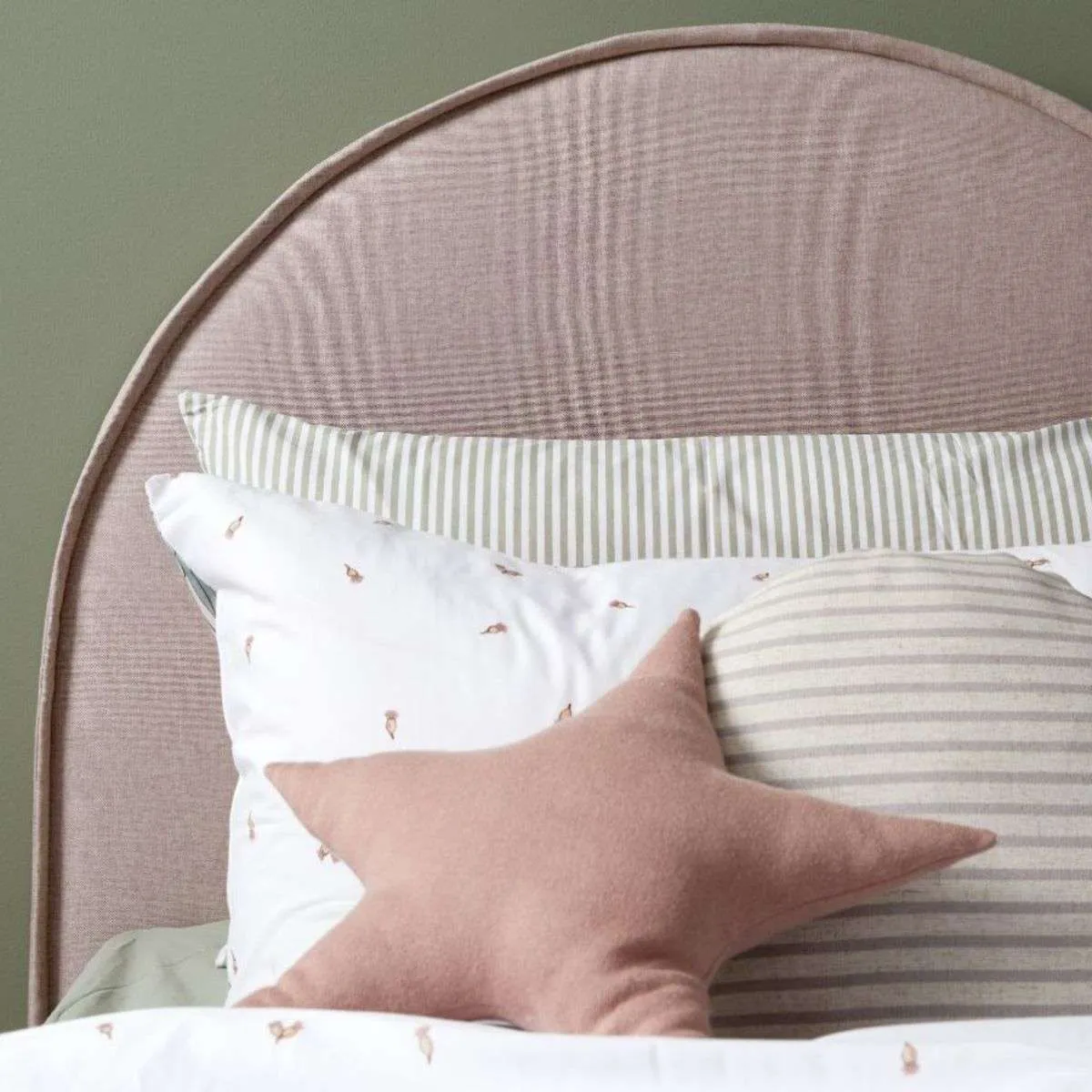 Imogen King Single Bed - Dusty Pink