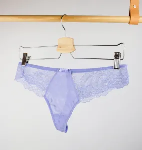 Lace seam-free thong [Lavender]