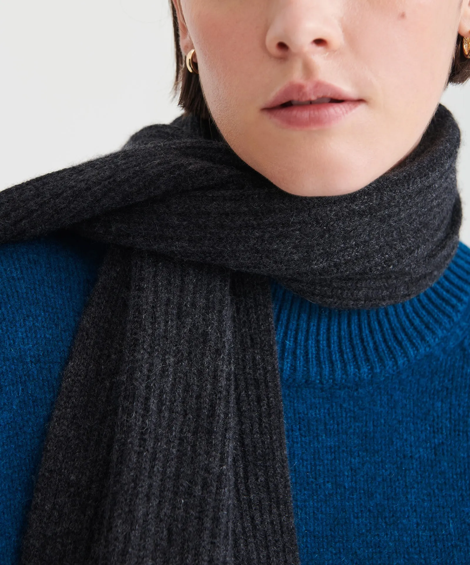 Luxe Cashmere Ribbed Scarf