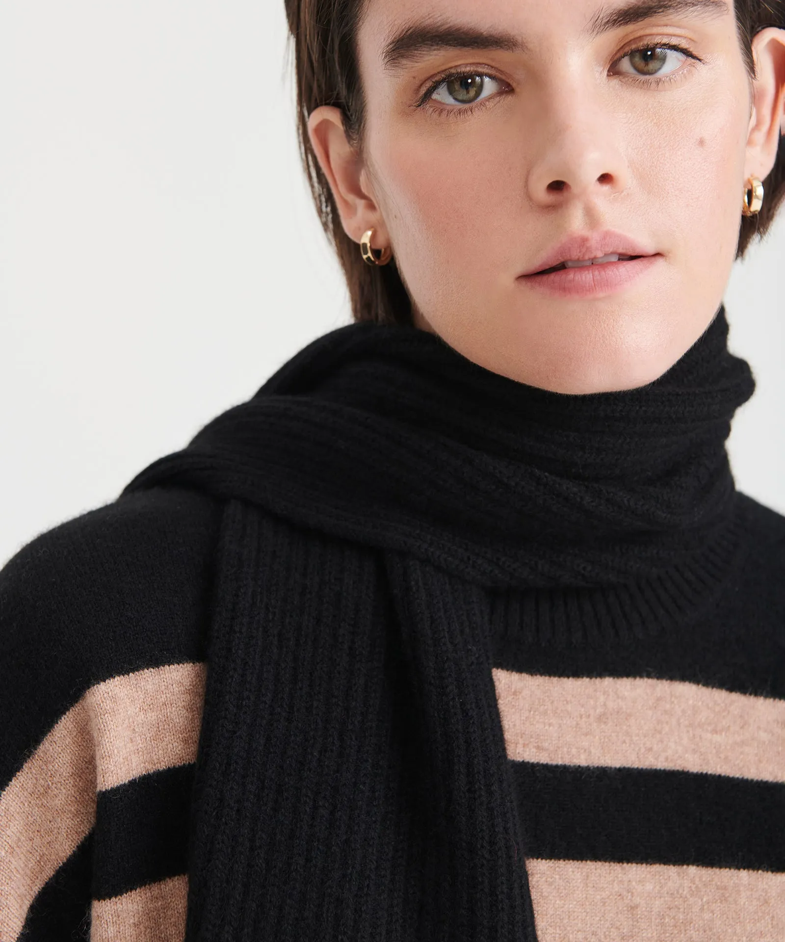 Luxe Cashmere Ribbed Scarf