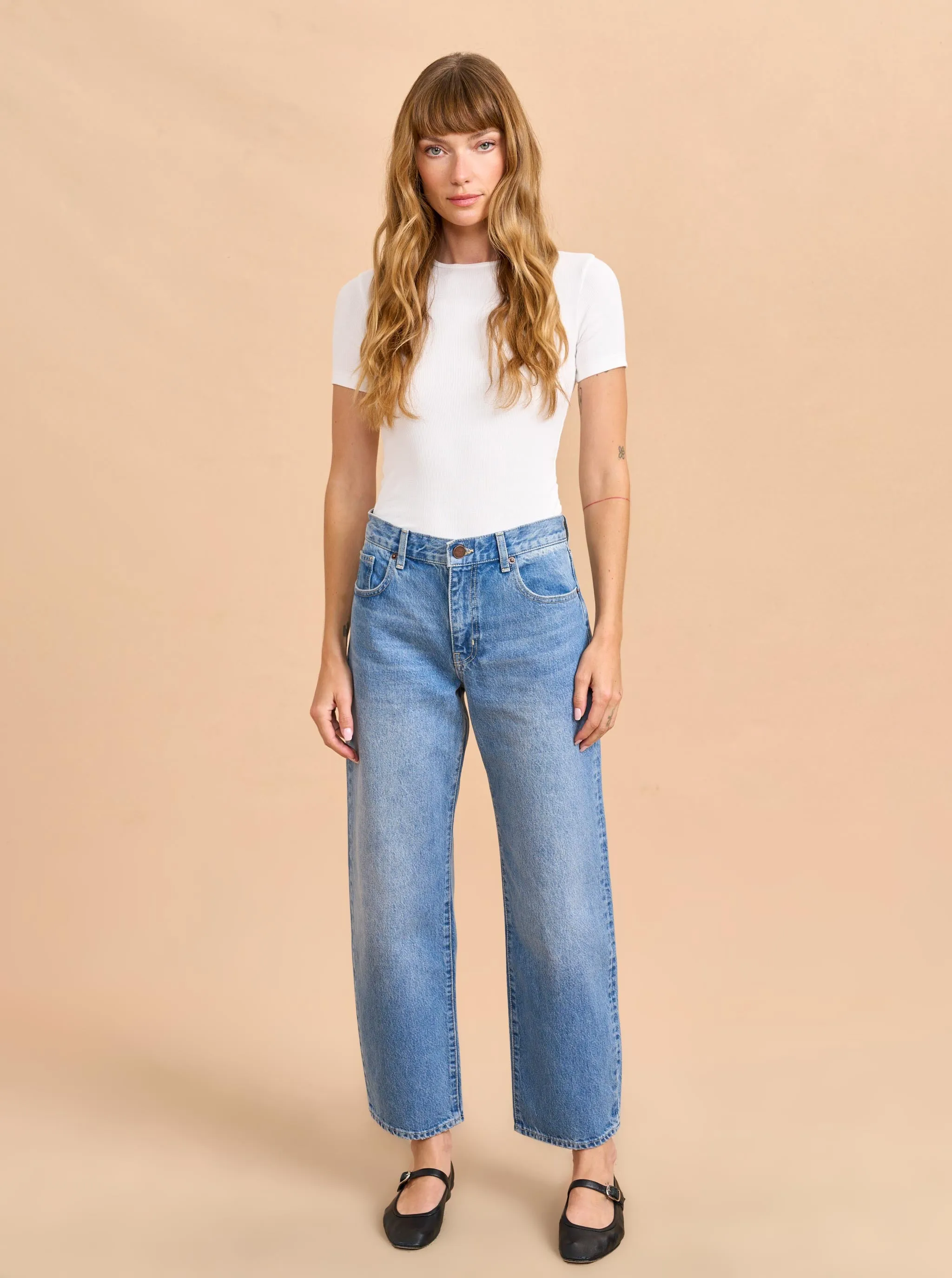 Marilyn Mid-Rise Barrel Jean