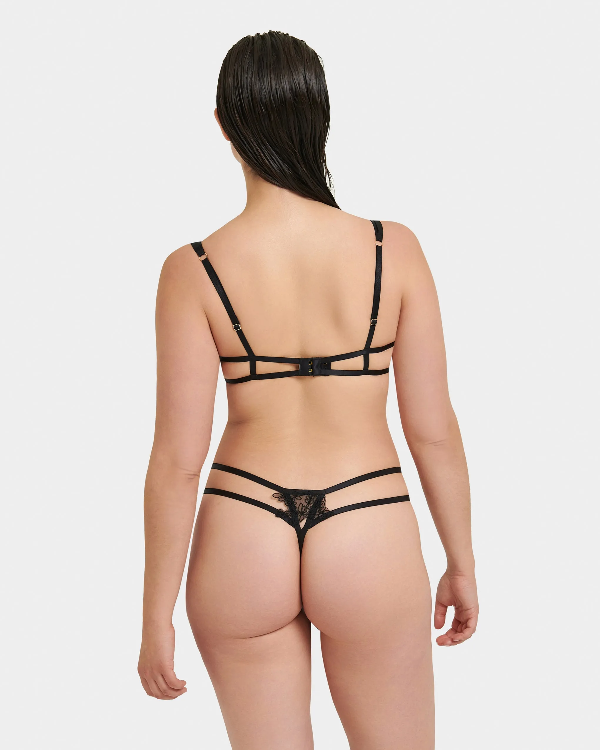 Sierra Thong Black