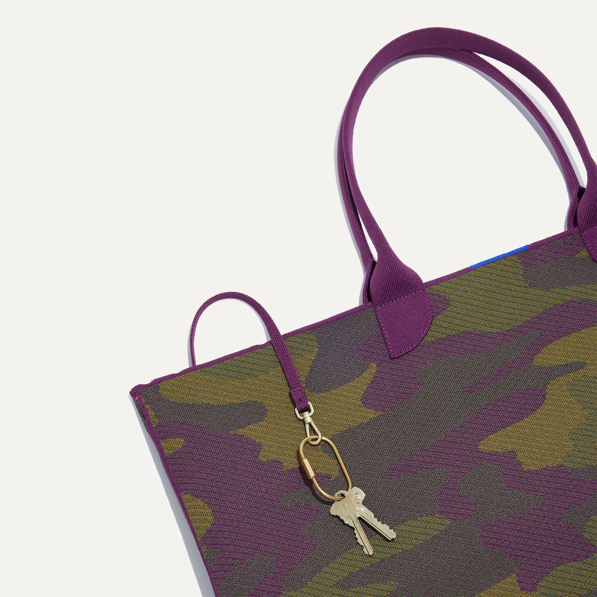 The Lightweight Mega Tote - Legacy Camo