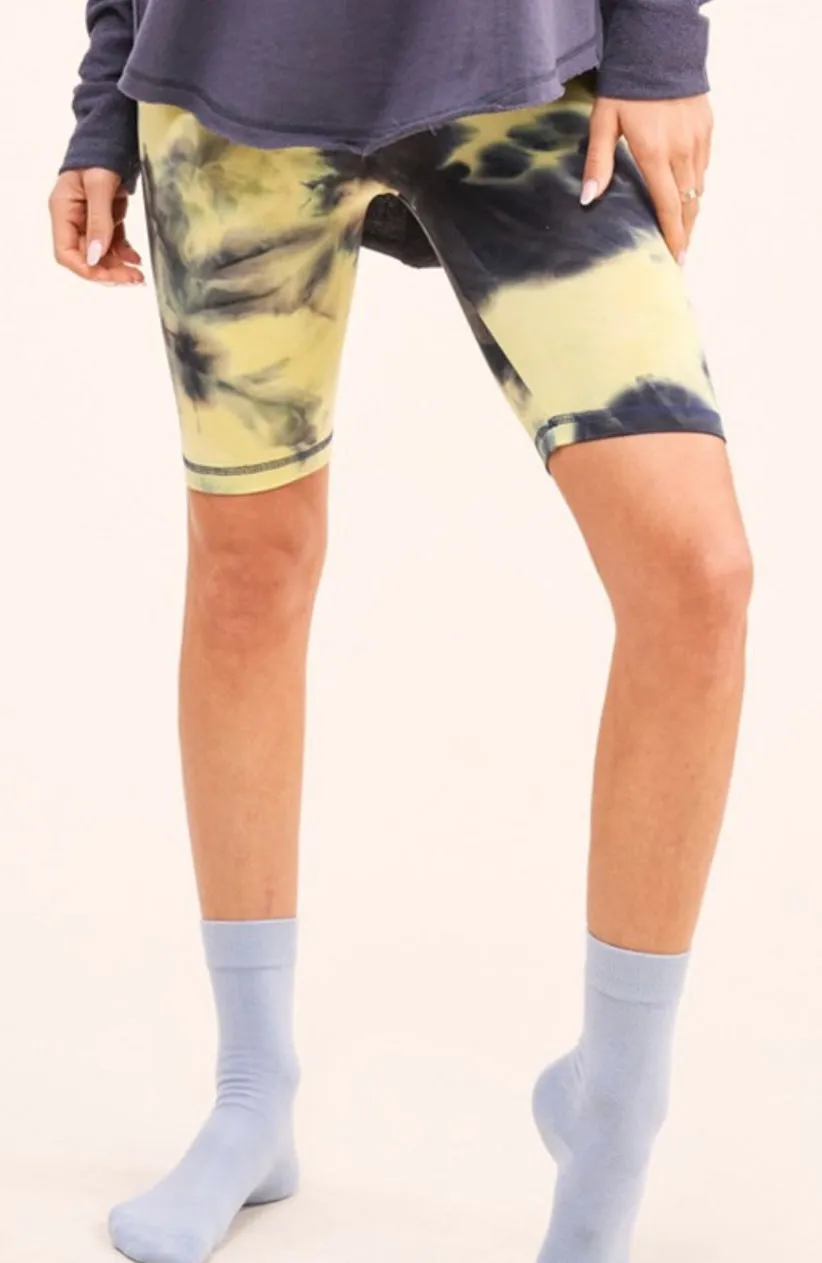 Tie-dye wash biker short