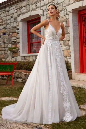 Whitney V-Neck Lace Applique Tulle A-Line Wedding Dress